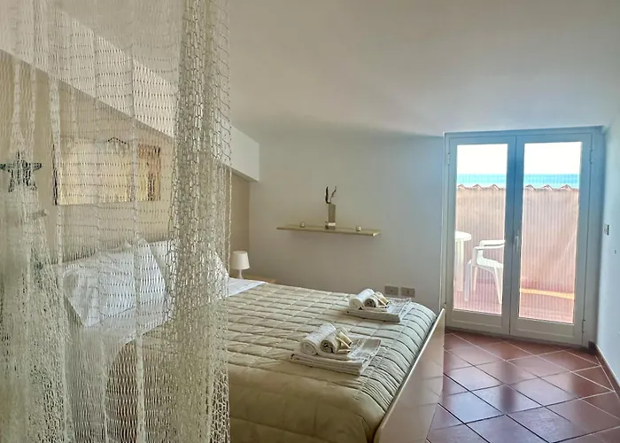 Sunset Breeze 公寓 *